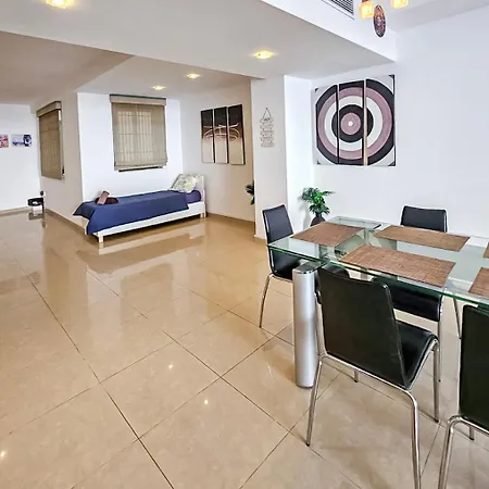 Large Seafront 3-bedroom In With Stunning Views And Parking Sv 5 * Sliema